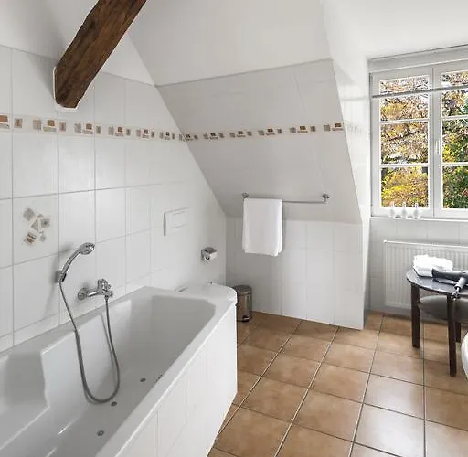 Jagdschloss Spiegelsberge *