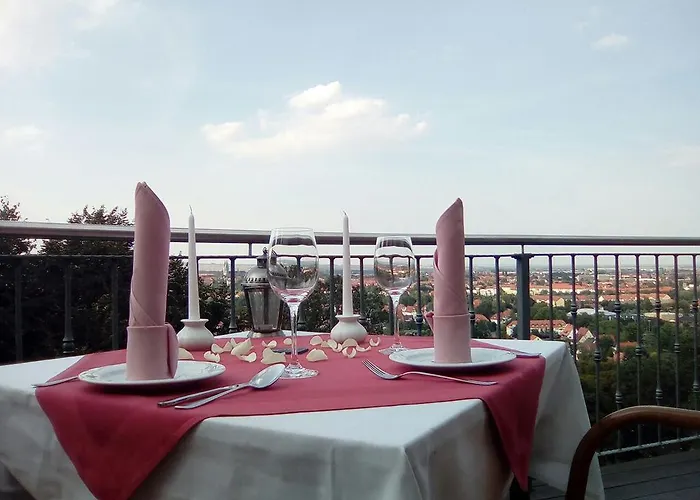 بيت ضيافة Jagdschloss Spiegelsberge هالبيرشتادت